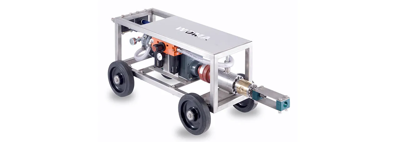 Hose feeding units